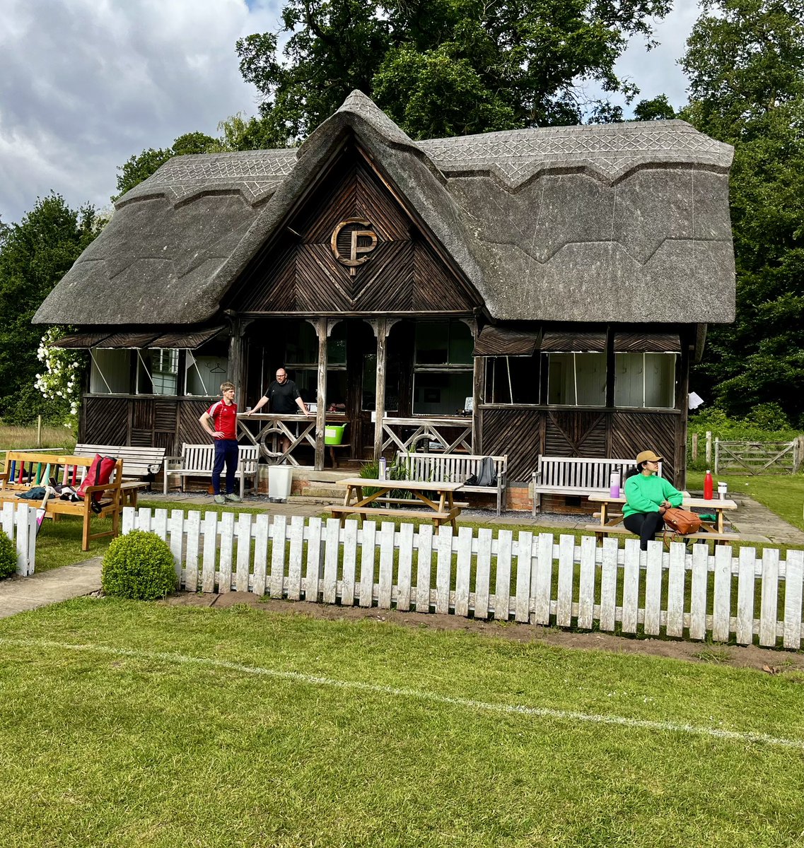 Surely the greatest pavilion in all of Englandshire 🏏