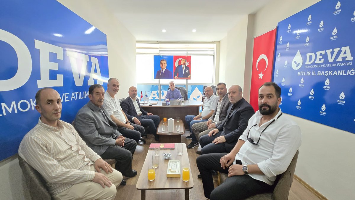 Fikret Bakır (@fikretbakir13) on Twitter photo Parti Binamızda Bayramlaşma proğramı düzenlendi.
İyi Bayramlar #deva ailesi
İyi Bayramlar #türkiye
<a href="/alibabacan/">Ali Babacan</a> <a href="/erginsadullah/">Sadullah Ergin</a> <a href="/kamuransayhan/">Kamuran Sayhan</a> <a href="/Sercanlk5/">Sercan Ülkü</a> <a href="/bitlisdeva_/">💧DEVA Partisi Bitlis</a> Parti Binamızda Bayramlaşma proğramı düzenlendi.
İyi Bayramlar #deva ailesi
İyi Bayramlar #türkiye
<a href="/alibabacan/">Ali Babacan</a> <a href="/erginsadullah/">Sadullah Ergin</a> <a href="/kamuransayhan/">Kamuran Sayhan</a> <a href="/Sercanlk5/">Sercan Ülkü</a> <a href="/bitlisdeva_/">💧DEVA Partisi Bitlis</a>