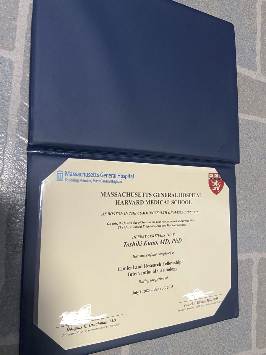 I am graduating from a prestigious interventional program at Massachusetts General Hospital this month!
I am very honored to be a part of the cath lab at MGH and I really appreciate all the support from the program/faculty and staff!