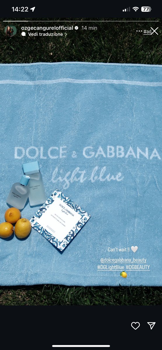 LoredanaRiccard's tweet image. #ÖzgeGürel #DolceGabbana #LightBlue ❤️❤️❤️