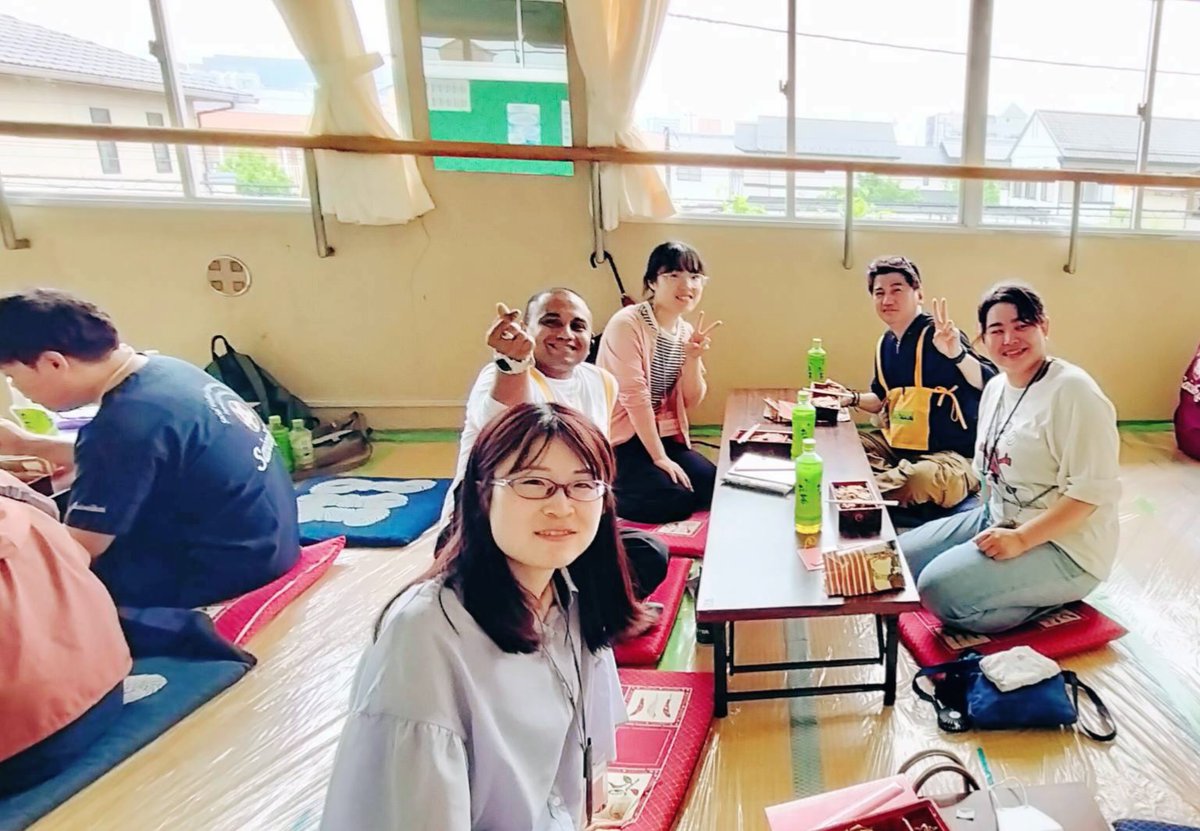 jstic_hmnt_MK's tweet photo. 本日 (2025年6月8日)人権人道支援活動〜
群馬県太田市で
#いのちとくらし を #共に支え合い Connect_つなげるため〜 相談員通訳者 ( ミャンマー語/ウルドゥー語/日本語 ) ミッションクリアー
ご協力とご参加くださった、
スタッフ/ボランティア共にありがとうございます🫡
#togetherhelpinghand
🕊️Ⅲ https://t.co/hrJpVHUqU4