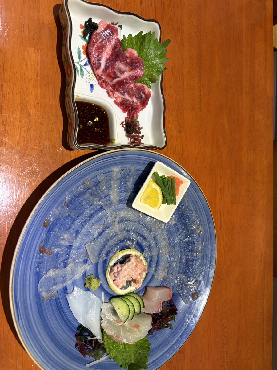 john26elnino's tweet photo. 熊本に内見に行ってきた！
1人で皮剥ぎと馬刺しのコースを頼んでしまった笑笑
そして今日はサウナ！ https://t.co/mgEtkJjtmP