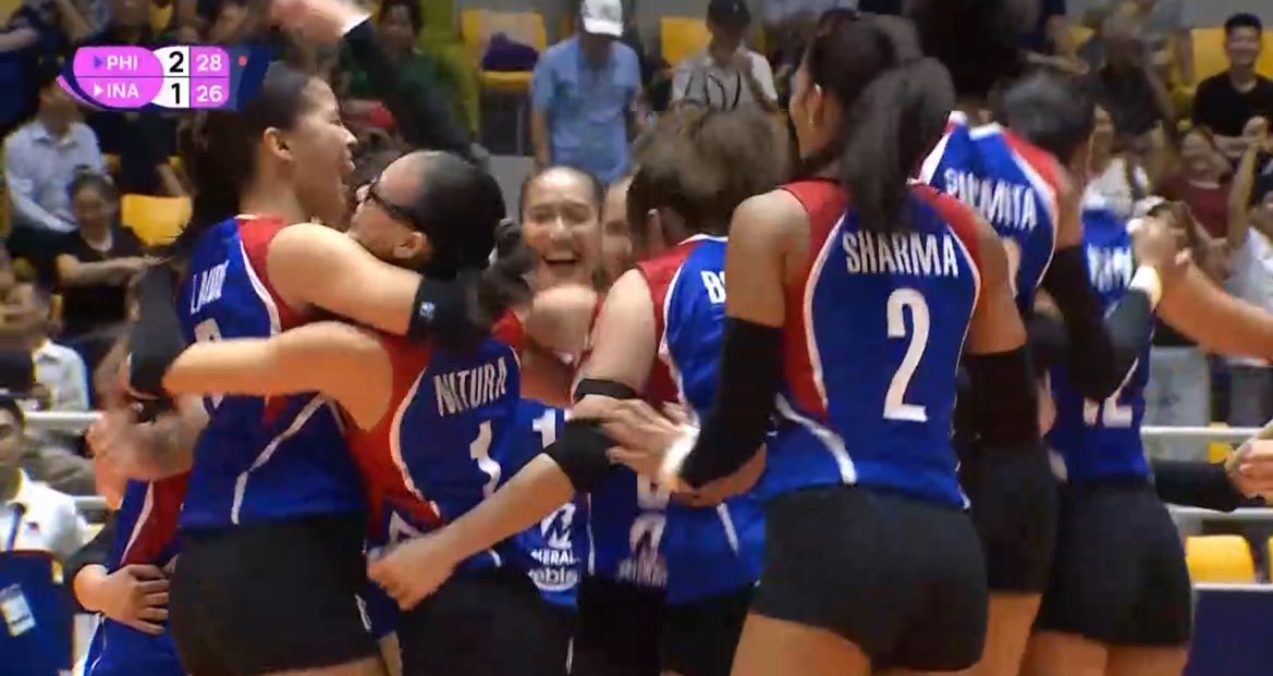 PHILIPPINES DEFEATED INDONESIA IN 4 SETS FOR THEIR 2ND WIN!! 🔥

WE ARE NOW #48 IN THE WORLD! OUR HIGHEST RANKING EVER 😭🇵🇭