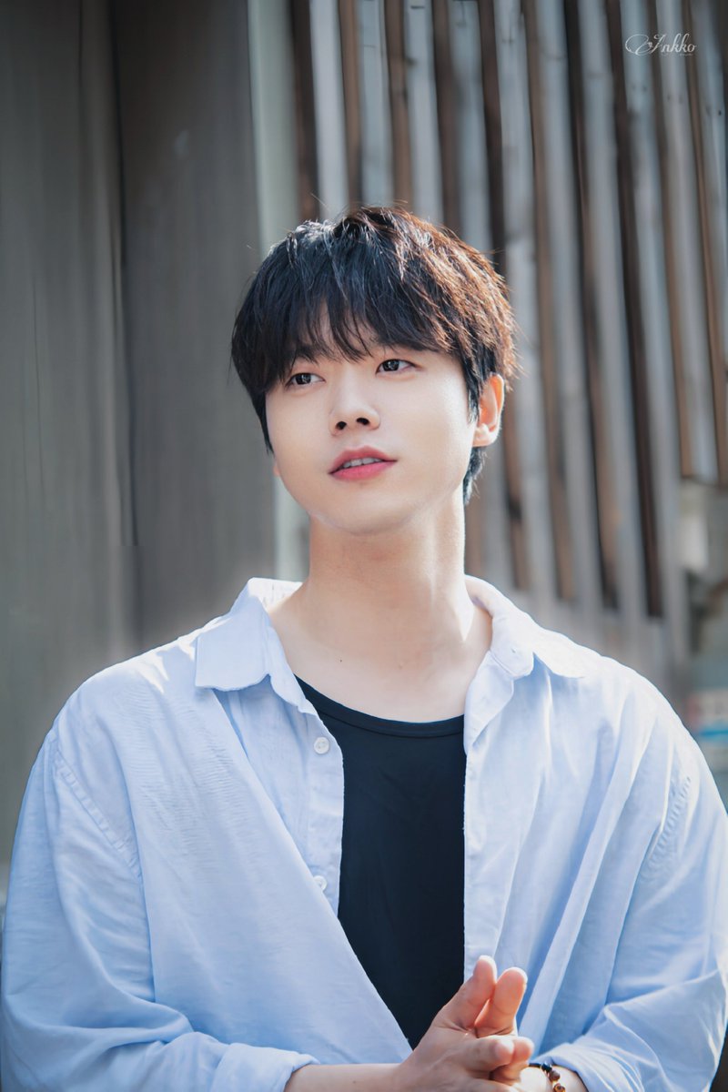 250608 뮤지컬 이솝이야기

#전성우 배우님 퇴근길