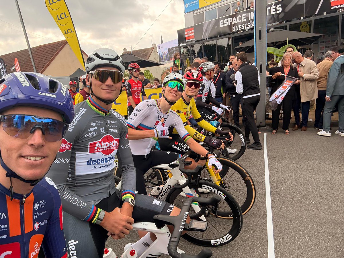 tourauverhalpes's tweet photo. 😍 Selfie Time! 🤳
#Dauphiné https://t.co/4IcomuAYKN