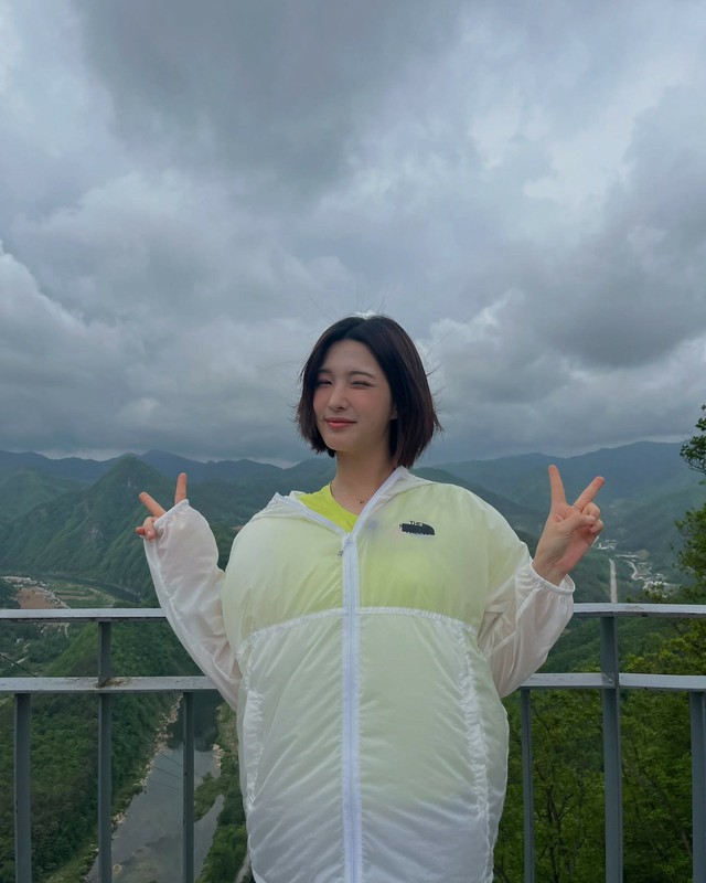 Kkorepo's tweet image. #ユルヒ（元 #LABOUM）、汗まみれでもこんなにきれい…赤みを帯びた頬で「少女ビジュアル」
🔗korepo.com/archives/15566…