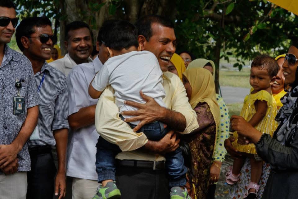 ރުޅިއައިސްގެން ފަޅައިގެން ދިޔަޔަސް މީ މަގޭ ޗޮއިސް، މިވަރުގެ ހެޔޮލަފާ ރައީސަކު އަދި ދިވެހިރާއްޖޭގަ ވެރިކަމެއް ނުކުރޭ! ❤️

#anni2028