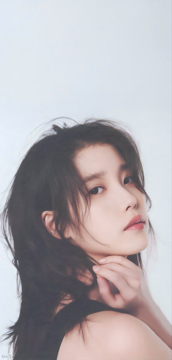 wyjc516's tweet image. 지은시
여성편력이 좀 대단한 징니😏
A Flower Bookmark 3
mobile wallpaper
edited from @dlfmadltkd
#아이유 #IU #꽃갈피셋 #KkotGalpi3