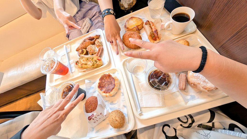 ストーンワールドで撮影してもらいました(笑)
野球少年たちが「ドクターストーンだ、千空だ。」って言ってくれたの嬉しすぎた(笑)わたしゃすこしマシな千空になれたんだろうか。
みなさん誘って下さりありがとうございます💦✨😭💦
お疲れ様でした！✨