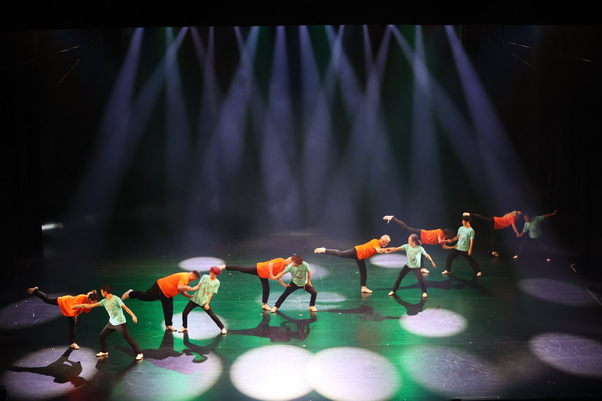Dance_SAF's tweet photo. 【終了しました】
コンドルズ埼玉公演2025新作 
『BORN TO RUN』
彩の国さいたま芸術劇場大ホール

コンドルズ×埼玉新作シリーズ第18弾となる本作、
本日千穐楽を迎えました。
颯爽と走り続けるコンドルズ最新作、たくさんの皆様のご来場、誠にありがとうございました！

📷HARU https://t.co/D9xyhMOMs3