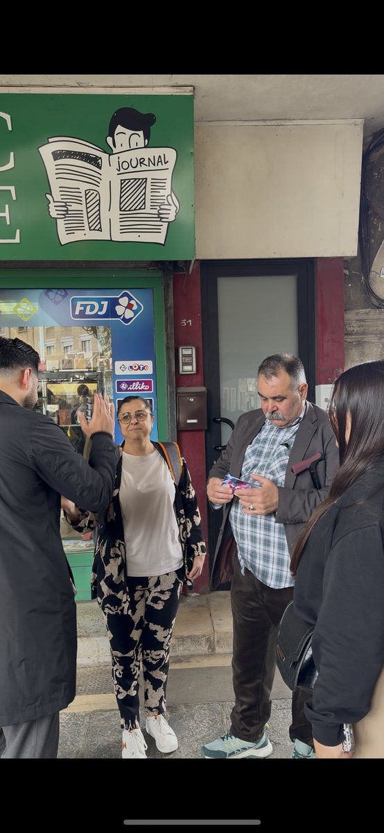 ErgunToparslan's tweet image. Tracts, échanges, idées en mouvement📍
Merci aux @JeunesMacron &amp;amp; @ludovicMDS pour ce beau moment de terrain à Pont-à-Mousson et Metz.

La politique de demain se construit ici, avec celles et ceux qui s’engagent. ✊ ⏳ 

#JAM #Metz #PontàMousson