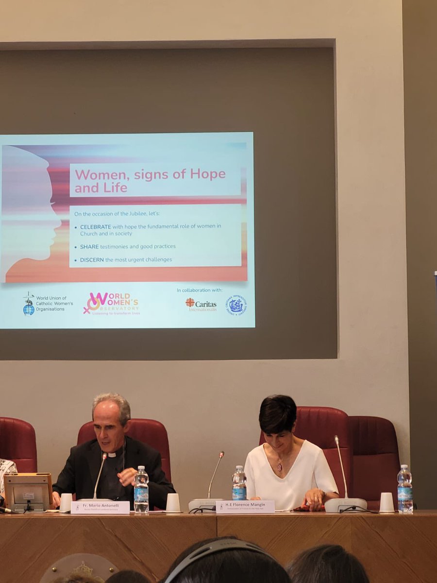 La France au Vatican (@franceauvatican) on Twitter photo À l'invitation @WUCWO, l'Ambassadrice a évoqué son expérience de femme diplomate et présenté quelques axes de la diplomatie féministe du <a href="/francediplo/">France Diplomatie 🇫🇷🇪🇺</a> devant ses homologues près le Saint-Siège et les organisations catholiques invitées. <a href="/louis_centre/">Institut Français Centre Saint-Louis</a> À l'invitation @WUCWO, l'Ambassadrice a évoqué son expérience de femme diplomate et présenté quelques axes de la diplomatie féministe du <a href="/francediplo/">France Diplomatie 🇫🇷🇪🇺</a> devant ses homologues près le Saint-Siège et les organisations catholiques invitées. <a href="/louis_centre/">Institut Français Centre Saint-Louis</a>