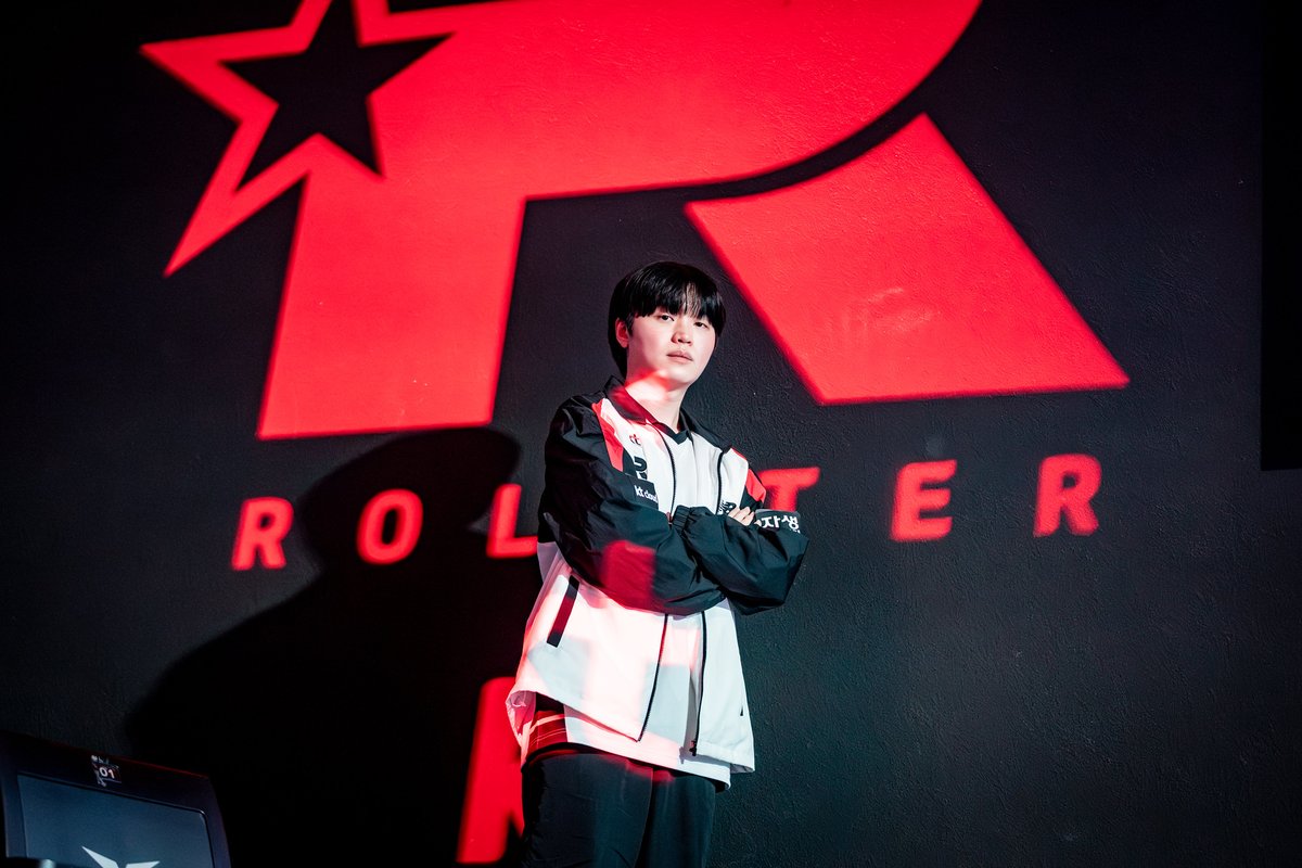 Sheep Esports (@sheep_esports) on Twitter photo KT Rolster 3-0 Nongshim RedForce!
Back-to-back 3-0 victories for KT in BO5 to face T1 next round.
KT have now won 10 of their last 11 LCK series 🤯
#LCK <a href="/holysquad_fr/">HOLY Squad France®</a> KT Rolster 3-0 Nongshim RedForce!
Back-to-back 3-0 victories for KT in BO5 to face T1 next round.
KT have now won 10 of their last 11 LCK series 🤯
#LCK <a href="/holysquad_fr/">HOLY Squad France®</a>