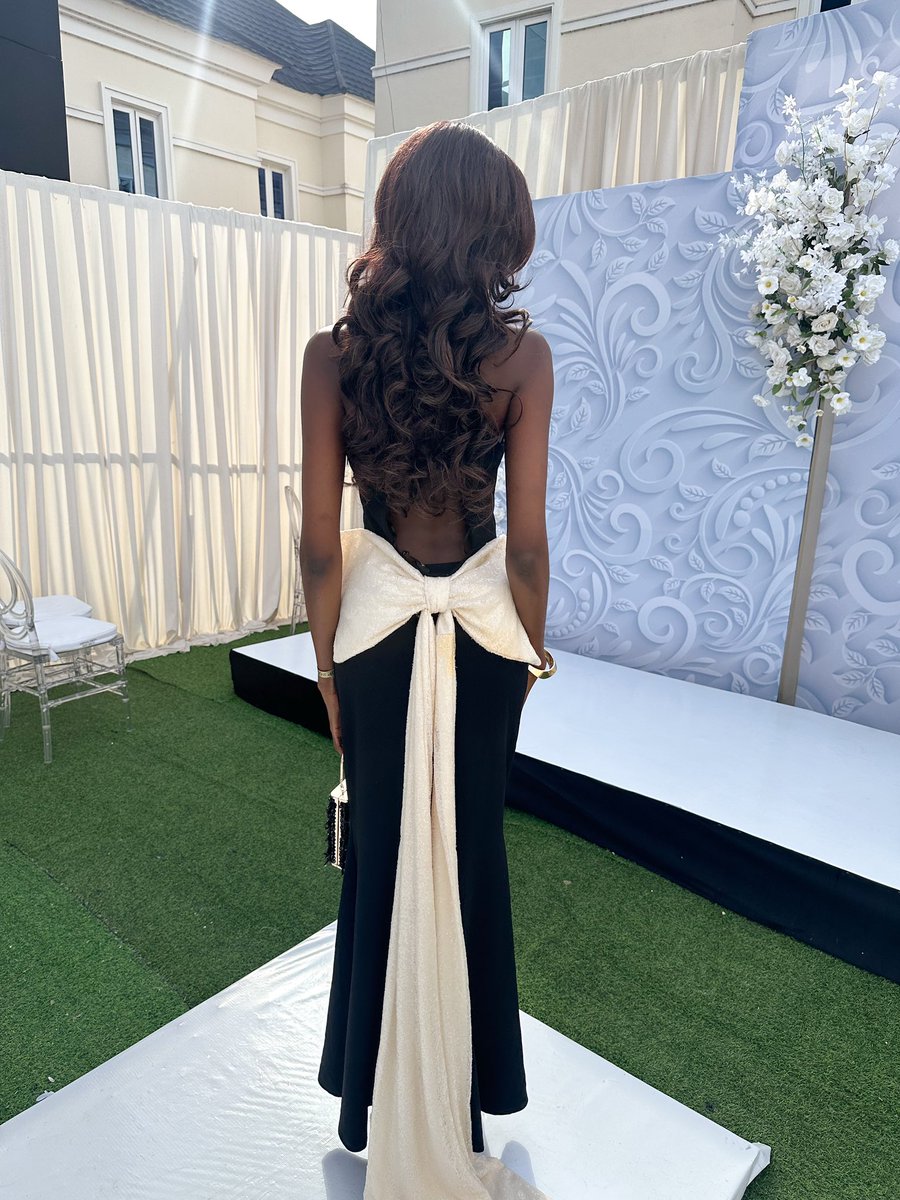 toyobammy's tweet image. My friend got married!🥺🎉🖤
#weddingguest