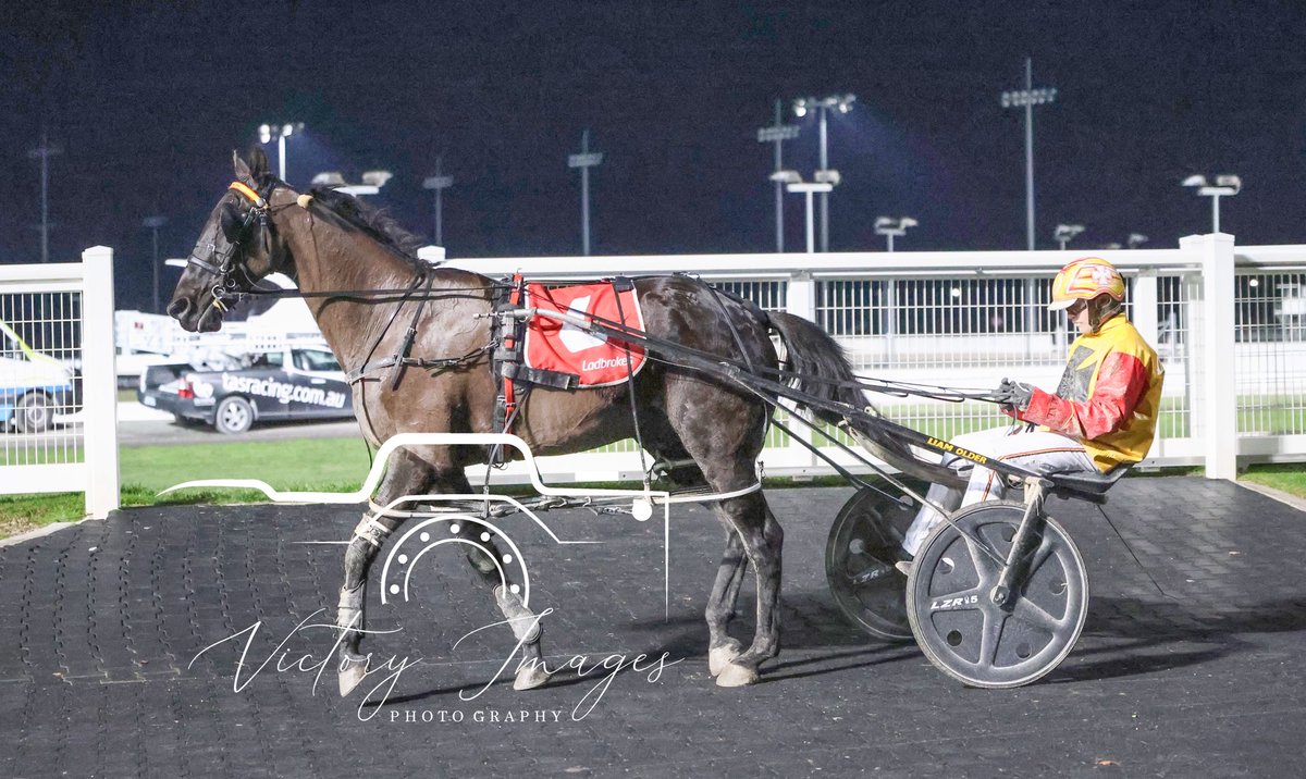 Race 3 - VICTORY IMAGES PHOTOGRAPHY PACE 

BELIEVE IN FOREVER / Liam Older &amp; Michael Laugher