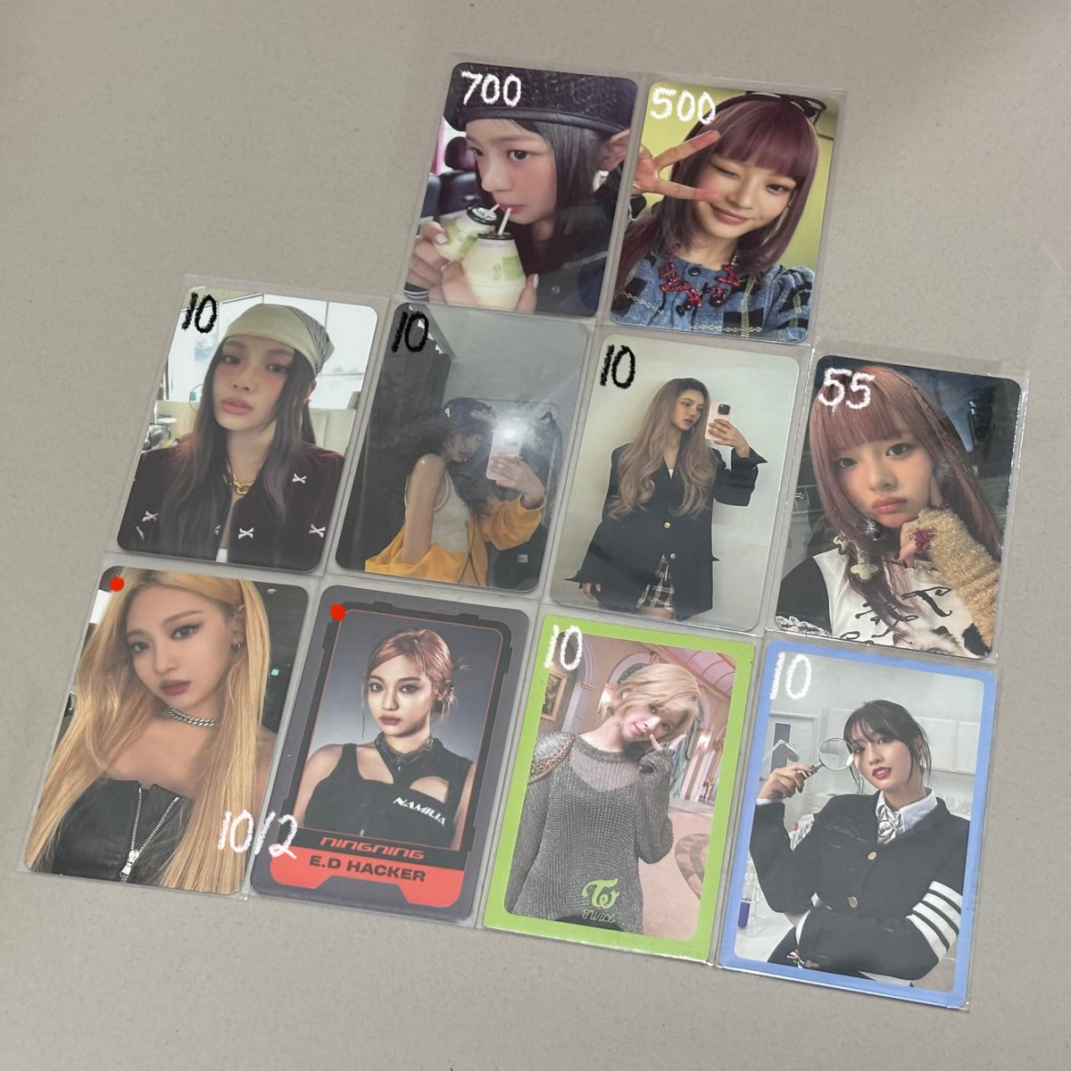 want to sell 

mostly hanni photocards! 
*hanni uyu bunnies camp dan hanni omg inkigayo broadcast pc must pair with 3 pc yang 10k
TAKE ALL : 1.255k! 

include admin &amp; packing
full co 🍊 gratong, can request co live / video
🏡 bandung, jawa barat, indonesia

🔴 damage
dm for condi