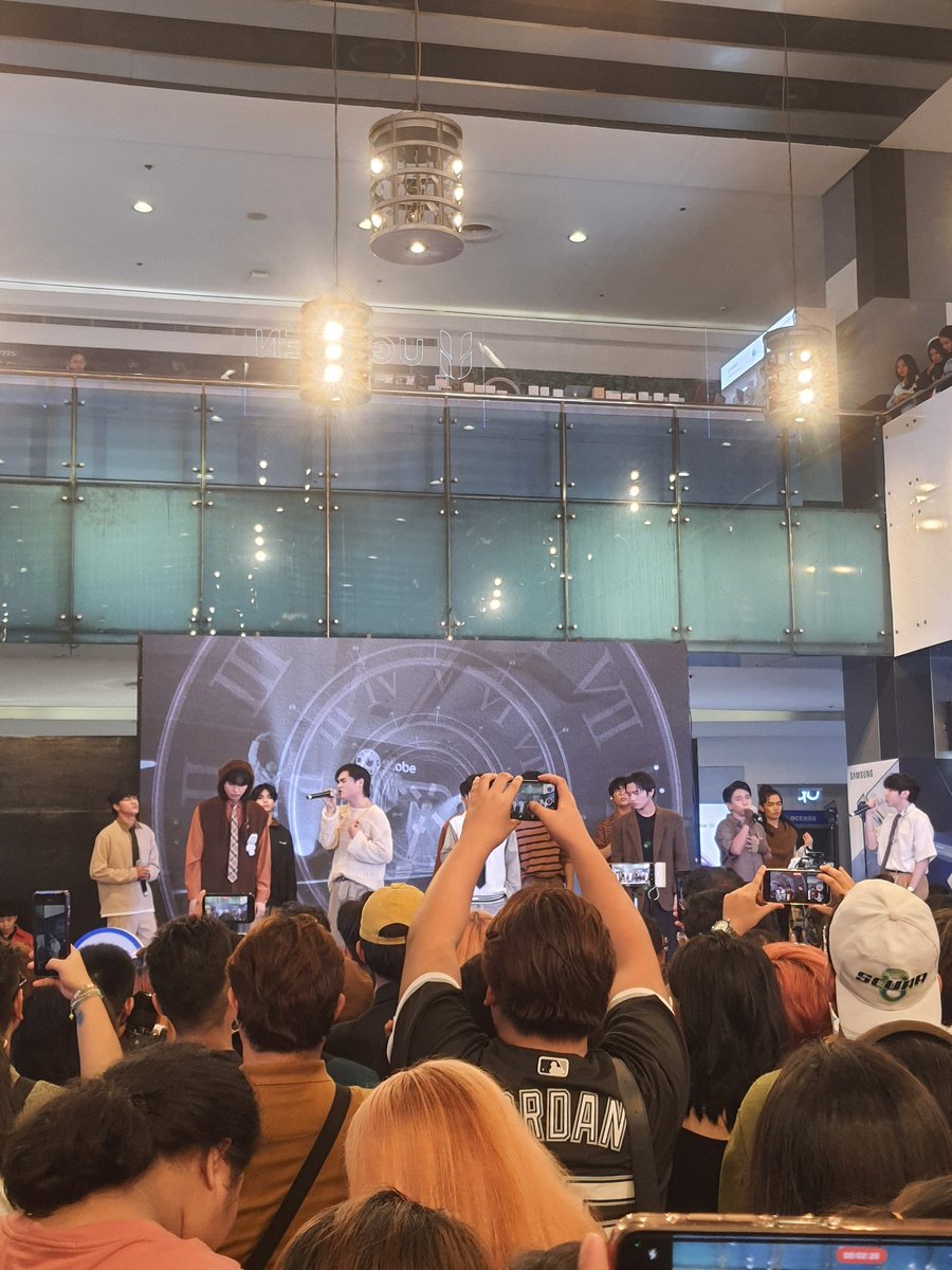 <a href="/_asterofc/">ASTER</a> is here and performed their songs and a cover of SB19's latest track, Time. 

Ang galing nilaaaa 👏👏👏

HORI7ON DOMINATES PPOPFEST

#HORI7ON_PPOPFestYear2
#HORI7ON #호라이즌
<a href="/HORI7ONofficial/">HORI7ONofficial</a>