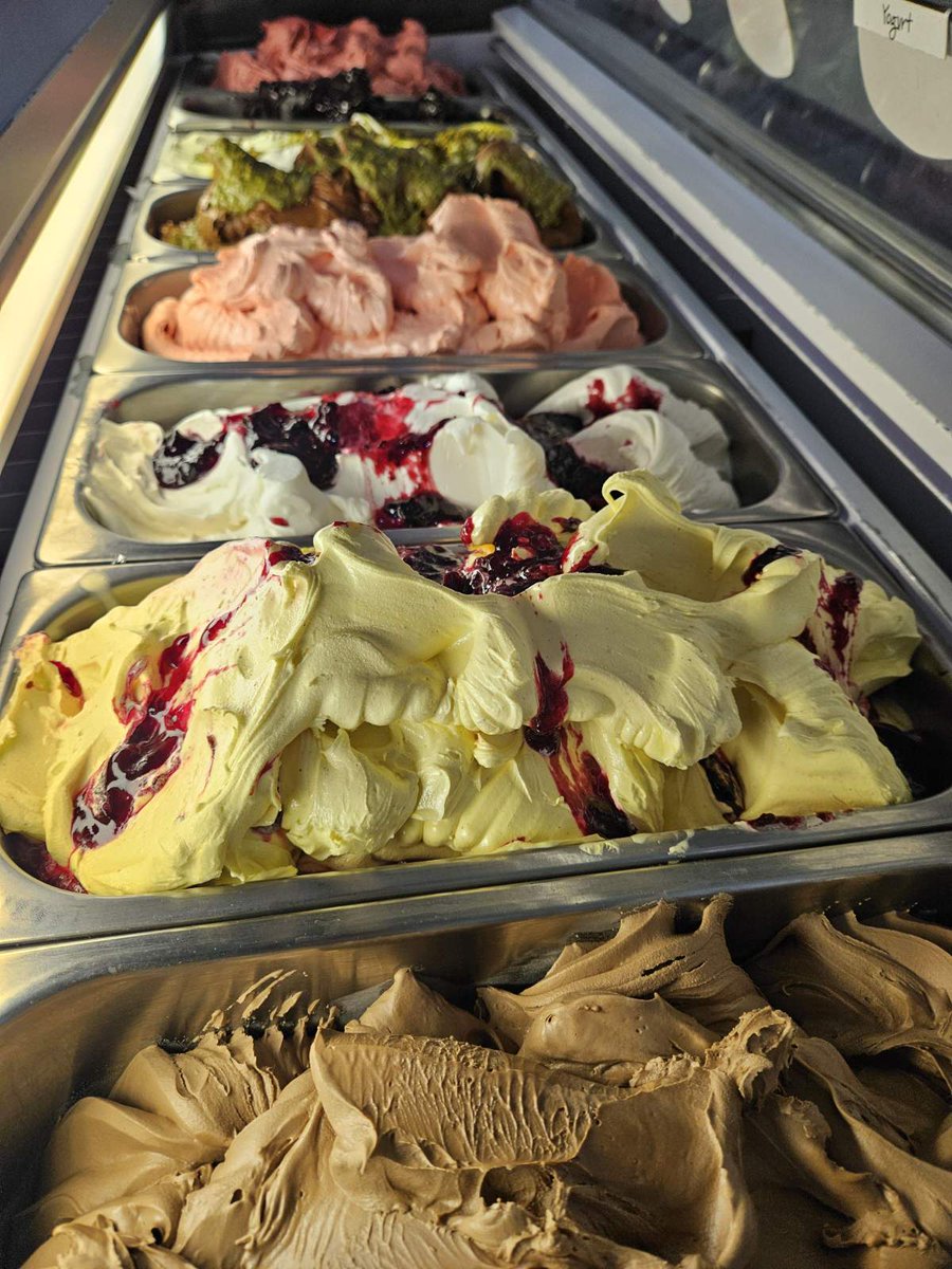 Papi Gelato tweet media