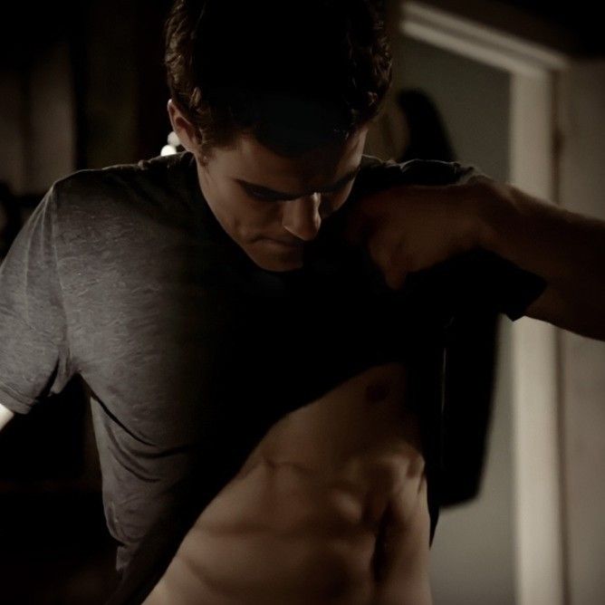 He is going to leave a seductive Sunday for <a href="/SeideRaven/">𝓡𝒐𝒔𝒂𝒍𝒚𝒏 𝓒𝒐𝒍𝒍𝒊𝒏𝒔</a> to wake up to. ❤️