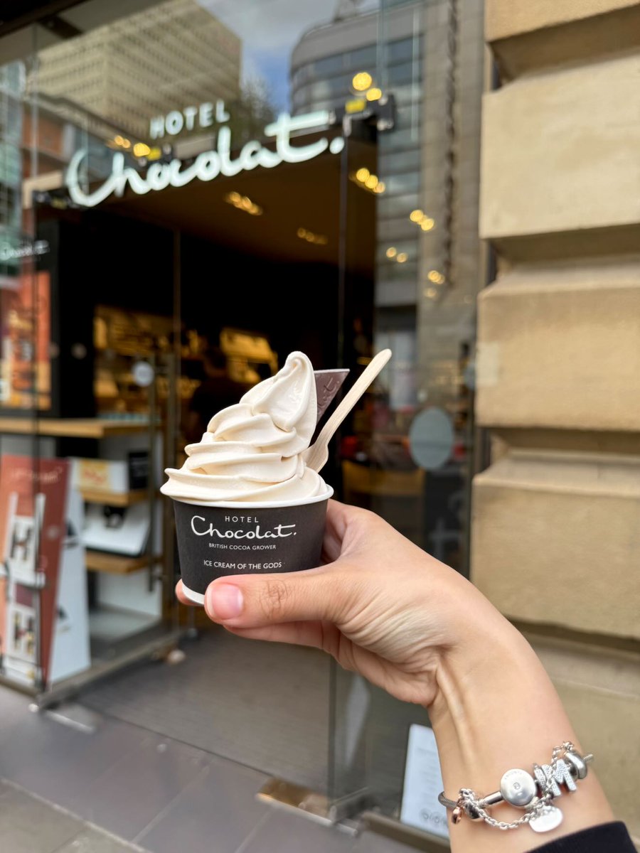 Hotel Chocolat (@hotelchocolat) on Twitter photo Dive spoon-first into our Ice Cream of the Gods, and you’ll understand the name after just one bite! 🍦✨
📷 <a href="/dr/">Dan Rowden</a>.vanya__ Dive spoon-first into our Ice Cream of the Gods, and you’ll understand the name after just one bite! 🍦✨
📷 <a href="/dr/">Dan Rowden</a>.vanya__