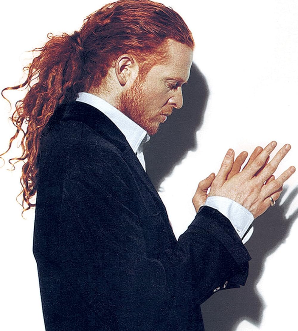 Happy Birthday to Mick Hucknall. We'll see you in October. 🎂