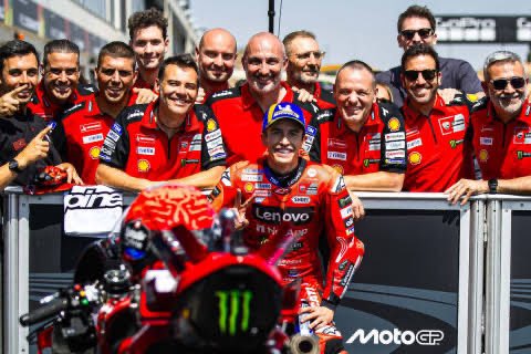 Luqman Hakim (@luqmanbeenkri) on Twitter photo Sis/Bro,
Full Race <a href="/MotoGP/">MotoGP™🏁</a> Aragon 2025 akan digelar nanti jam 19:00 WIB.
Saksikan tarung gas dari detik pertama, Marc, Alex, Pecco, Aldeguer, Quartararo dll.
<a href="/PartaiSocmed/">#99</a> <a href="/UmaruddinM/">Umaruddin Masdar</a> <a href="/Salamun09/">Salamoen</a> <a href="/Firmansyahlepi/">Levi Firmansyah</a> <a href="/HeriFirdausas/">HeriFirdaus I Kang Bro HF</a> <a href="/Kentarockers/">Kang Mas Boy</a> Sis/Bro,
Full Race <a href="/MotoGP/">MotoGP™🏁</a> Aragon 2025 akan digelar nanti jam 19:00 WIB.
Saksikan tarung gas dari detik pertama, Marc, Alex, Pecco, Aldeguer, Quartararo dll.
<a href="/PartaiSocmed/">#99</a> <a href="/UmaruddinM/">Umaruddin Masdar</a> <a href="/Salamun09/">Salamoen</a> <a href="/Firmansyahlepi/">Levi Firmansyah</a> <a href="/HeriFirdausas/">HeriFirdaus I Kang Bro HF</a> <a href="/Kentarockers/">Kang Mas Boy</a>