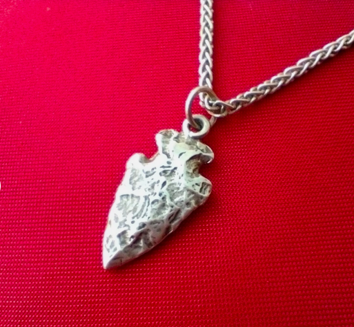 ebay.co.uk/itm/1562475387…

Rare Vintage Unisex STERLING SILVER Tribal SPEAR PENDANT NECKLACE Great Gift UK

#MHHSBD #Silver  #giftideas #jewellery #tribal #spear #gifts #viral #Giftforhim #daddy #surprise #gifts #surprised #father #4him #fathersdaygifts