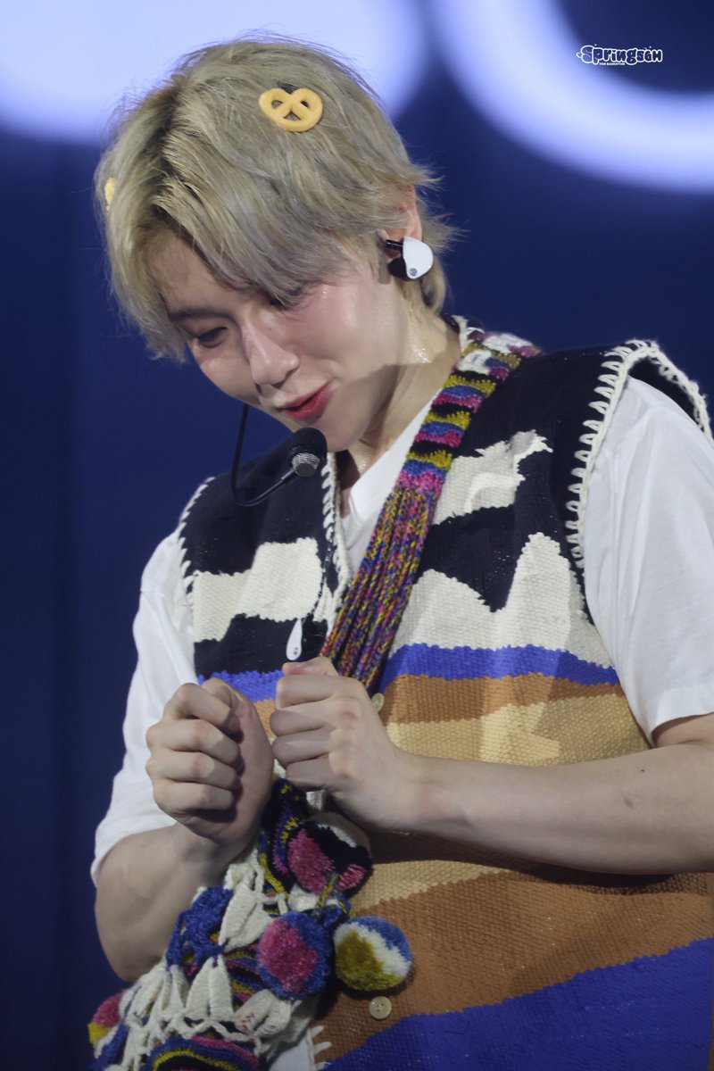 20250608 Reverie 큥콘 #백현

Black dream

<a href="/B_hundred_Hyun/">Baekhyun_EXO</a>
#백현 #BAEKHYUN #伯賢 #ベッキョン