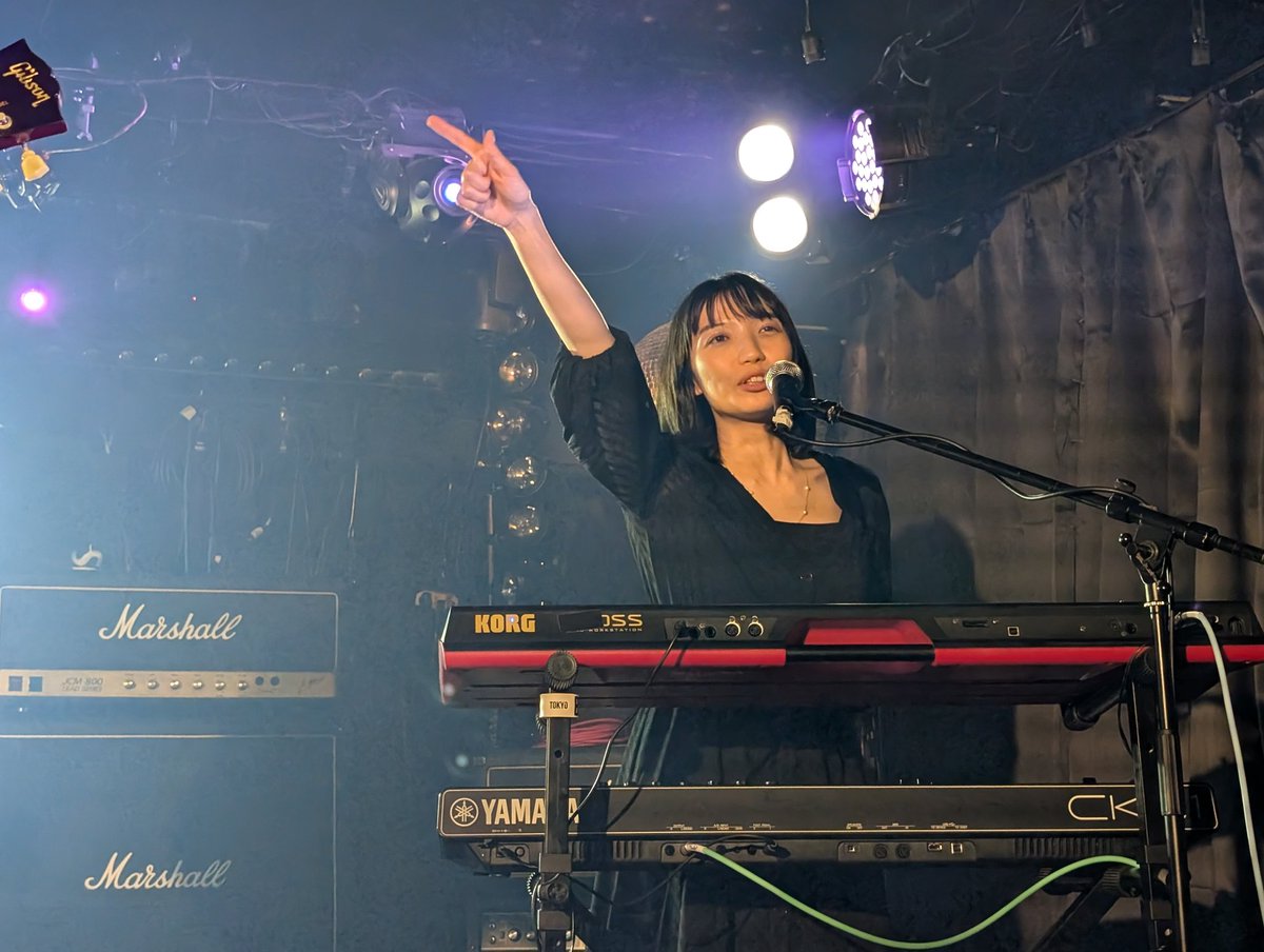 marunimikazuki's tweet photo. #ポール・マッカートニー強化月間 につき本日は六本木Bauhausで WINGSFANs are alright tonight ～Tribute LIVE Festival for Paul McCartney &amp; Wings～ 3バントでウイングスのワイルドライフからバックトゥジエッグまで聴いてきたよ。 https://t.co/2Z2GI4s602