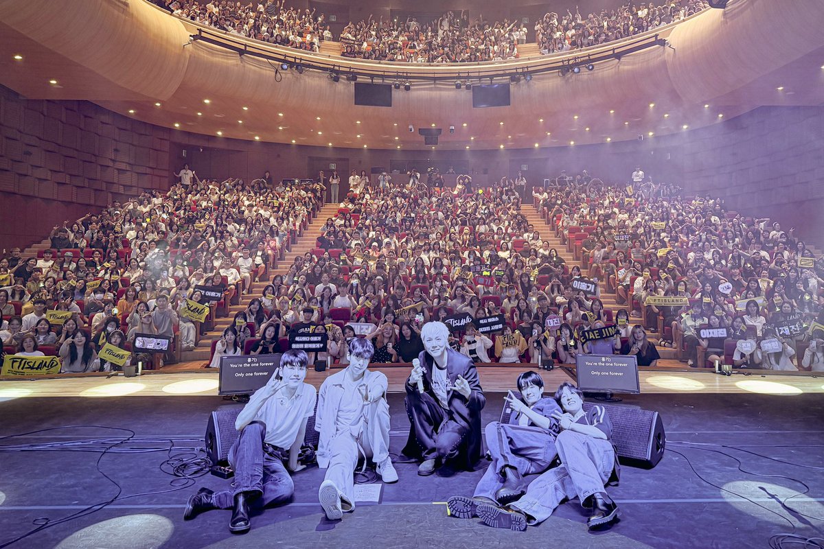 [📸] 250608

2025 MyK FESTA in 경주

#FTISLAND #FT아일랜드 #MyKFESTAin경주