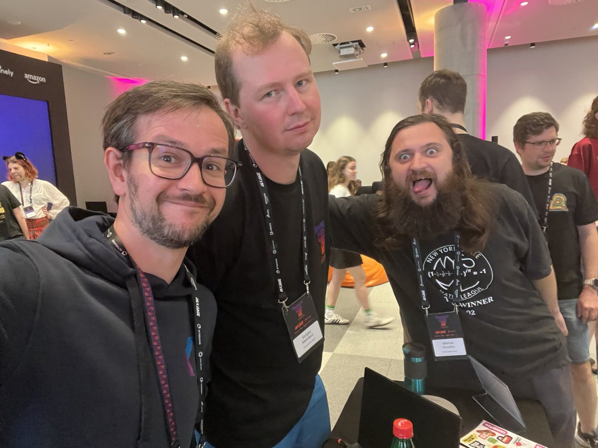 Pavel Mavrin tweet media