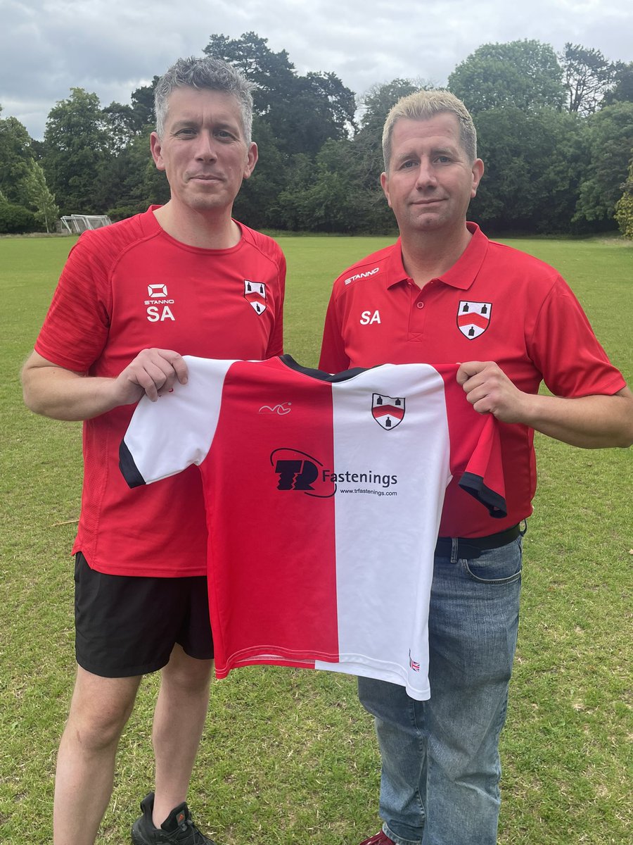Old Wulfrunians JFC (@oldwulfsjfc) on Twitter photo Old Wulfrunians FC are delighted to announce the arrival of Stuart Atkiss,who joins the club as our new Women’s team manager
The Women’s team will be our first in our history
🔴⚪️🐺 
#UptheWulfs Old Wulfrunians FC are delighted to announce the arrival of Stuart Atkiss,who joins the club as our new Women’s team manager
The Women’s team will be our first in our history
🔴⚪️🐺 
#UptheWulfs
