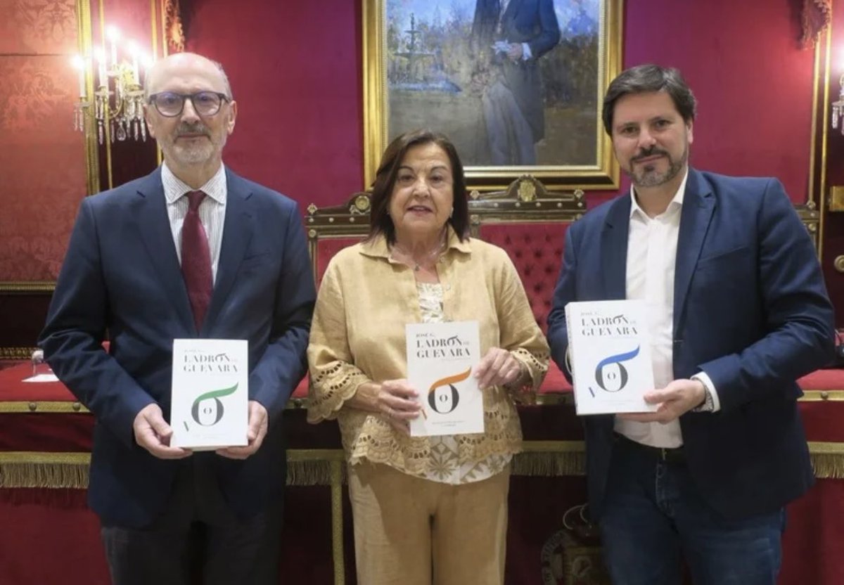 Gerardo Martín (@_gerardomartin_) on Twitter photo Ya están a la venta las Poesías completas de José G. Ladrón de Guevara.
Una gran responsabilidad contribuir a enriquecer el patrimonio literario de Granada y una verdadera satisfacción para <a href="/puertagranada/">Puerta Granada</a> Ya están a la venta las Poesías completas de José G. Ladrón de Guevara.
Una gran responsabilidad contribuir a enriquecer el patrimonio literario de Granada y una verdadera satisfacción para <a href="/puertagranada/">Puerta Granada</a>
