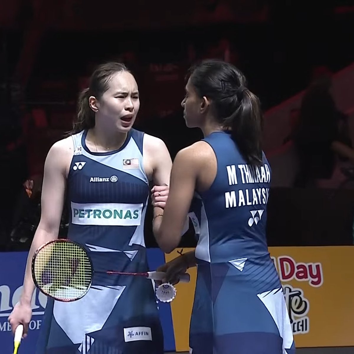 craigansibin's tweet photo. Thank you Pearly-Thinah!
Thank you Team RR!

#IndonesiaOpen2025 https://t.co/cPGParMwfQ