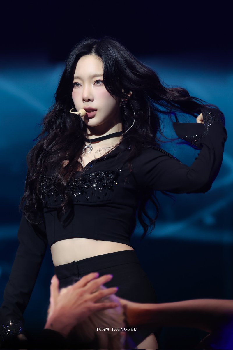 TeamTaenggeu's tweet image. 250607 The TENSE in Hong Kong
You made a hot mess to all the SONEs... We are now missing you so much 😢
#태연 #Taeyeon
#TAEYEON_TheTENSE_in_HONGKONG
#TAEYEON_TheTENSE
#TheTENSE
#GirlsGeneration #소녀시대