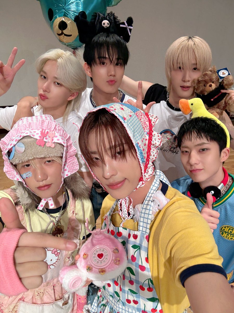 [📸] 250608 P1Harmony 8th Mini Album [DUH!] 발매 기념 팬 사인회

#P1Harmony #피원하모니 #P1H #DUH