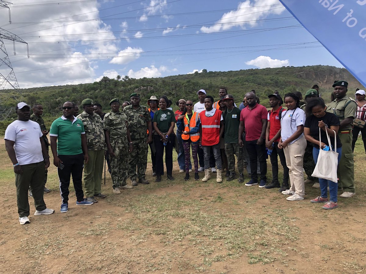 Potential Leaders of Tomorrow.... Let's work together create a good environment for us and the world...We believe in healthy and wealthy society.
#Climate change
