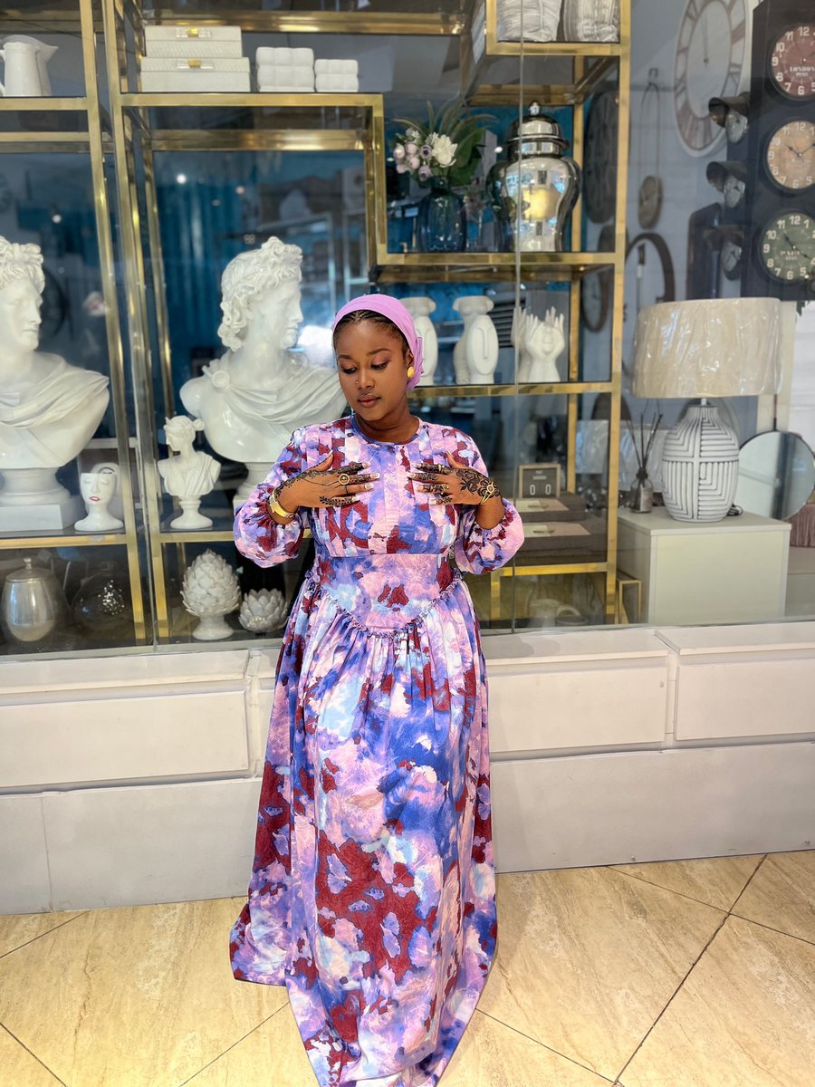ayeeshar_o's tweet photo. Eid Mubarak 

#eid #EidMubarack #ebiragirl https://t.co/EheiF2TDdp