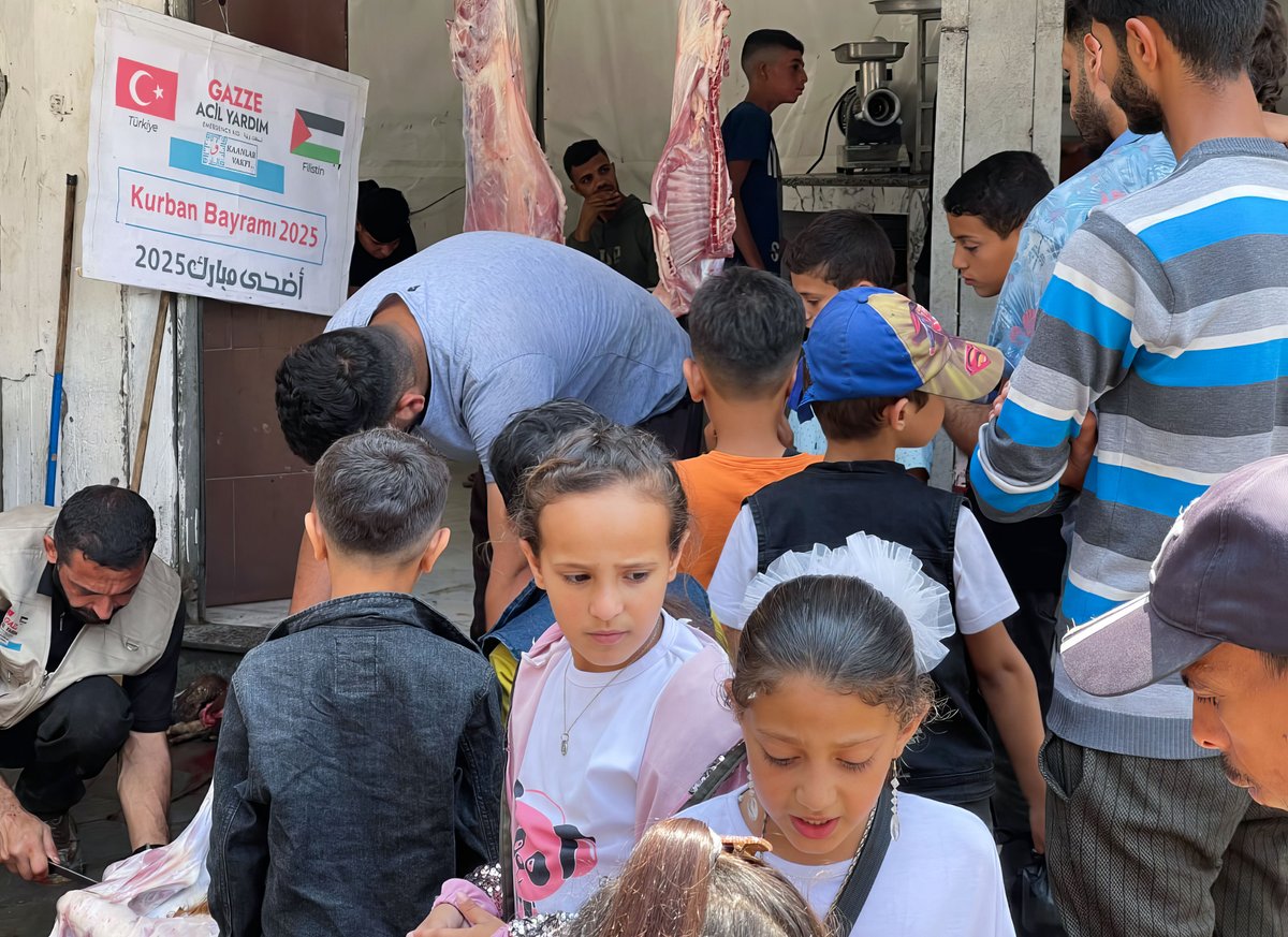 🇵🇸 Gazze'de Umut Olmaya Devam Ediyoruz...
Kaanlar Vakfı olarak, Gazze’de yaşanan tüm zorluklara ve kısıtlı imkanlara rağmen bu yıl da kurban kesimi çalışmalarımızı sürdürüyoruz.