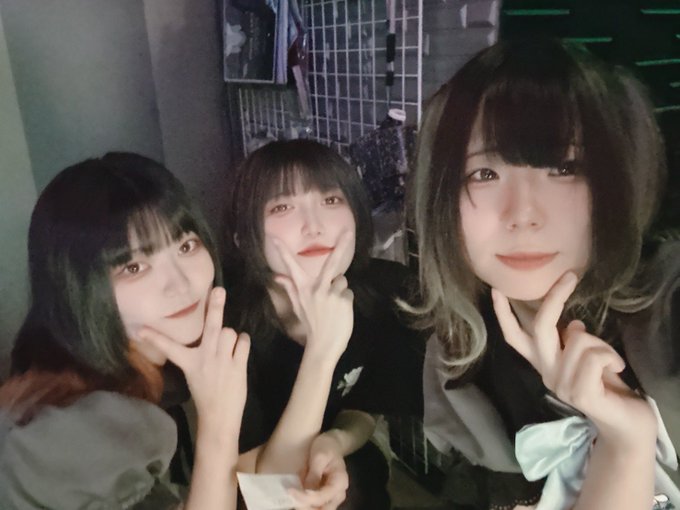 LOOP秋葉原メイド&ダーツバーのツイート
