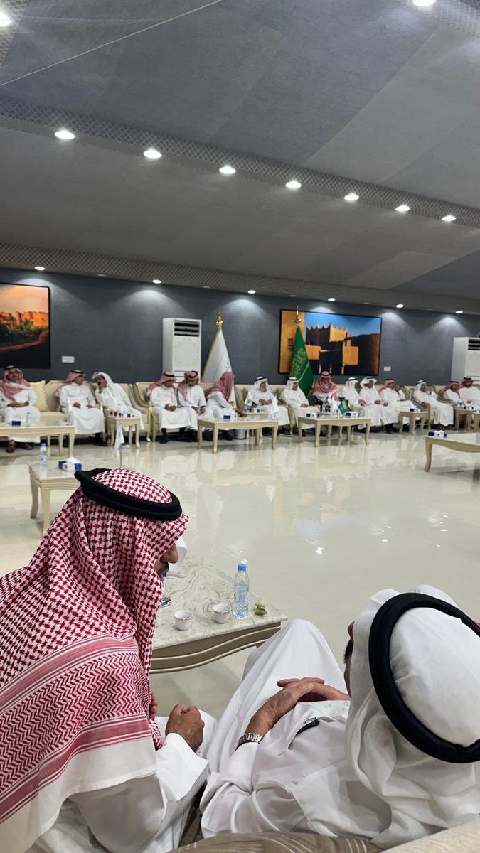 Abahusainmajlis's tweet photo. بحمد الله وشكره تم لقاء أسره آل أباحسين من الوهبة من تميم في أشيقر  لعيد الاضحى المبارك ١٤٤٦ في حضور كثيف وتلاحم أسري مشرف  نشكر كل من حضر هذي المناسبه ونلتمس العذر لكل من لم  يستطيع الحضور على أمل التشرف بهم في مناسبات قادمة باذن الله مع  التمنيات للجميع بالصحة والعافية

#أشيقر https://t.co/NEn2cyWMTA