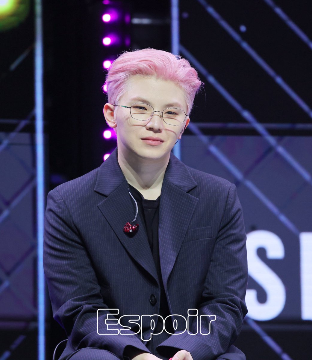 250608 세븐틴 HAPPY BURSTDAY GV

🩷

#세븐틴 #SEVENTEEN #우지 #WOOZI #ウジ