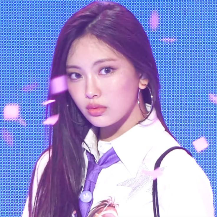 hyein updates tweet media