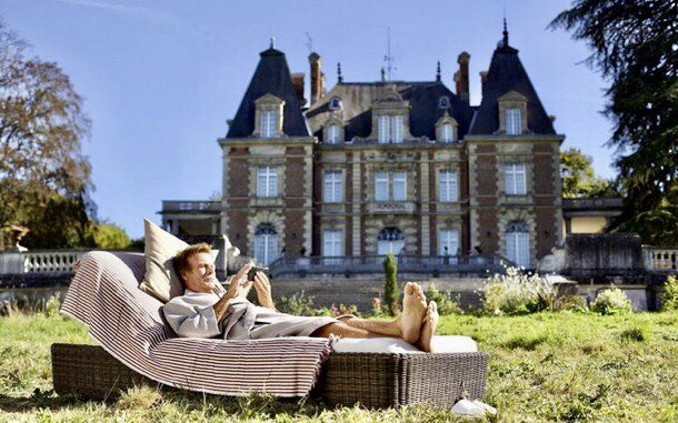 Jean-François Boilley (@jfboilley) on Twitter photo "Je ne peux rester sans rien faire, je vais faire la sieste." (Yvan Audouard)
<a href="/michel_denisot/">Michel Denisot</a> <a href="/dubosc_franck/">franckdubosc</a> "Je ne peux rester sans rien faire, je vais faire la sieste." (Yvan Audouard)
<a href="/michel_denisot/">Michel Denisot</a> <a href="/dubosc_franck/">franckdubosc</a>