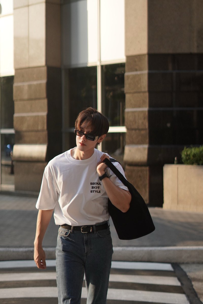 NdolOfficialTH's tweet photo. บักคนเท่

@Ndolkn 

#OG_LoNDOL #Ndol  
#ณดล #ndolofficial https://t.co/Ids0kJtPky