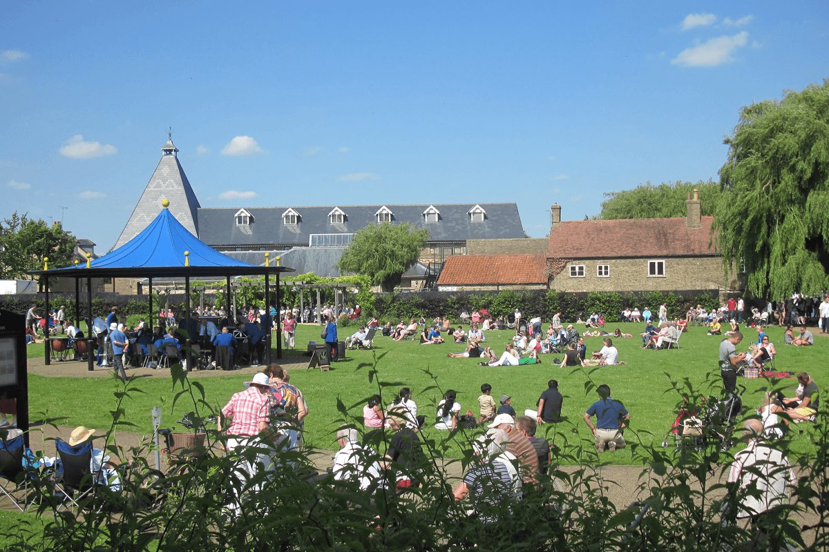 Come down to the riverside in Ely Cambs for a great afternoon of brass music - from 2.30pm - Jubilee Gardens is a wonderful setting for an afternoon concert #brassband