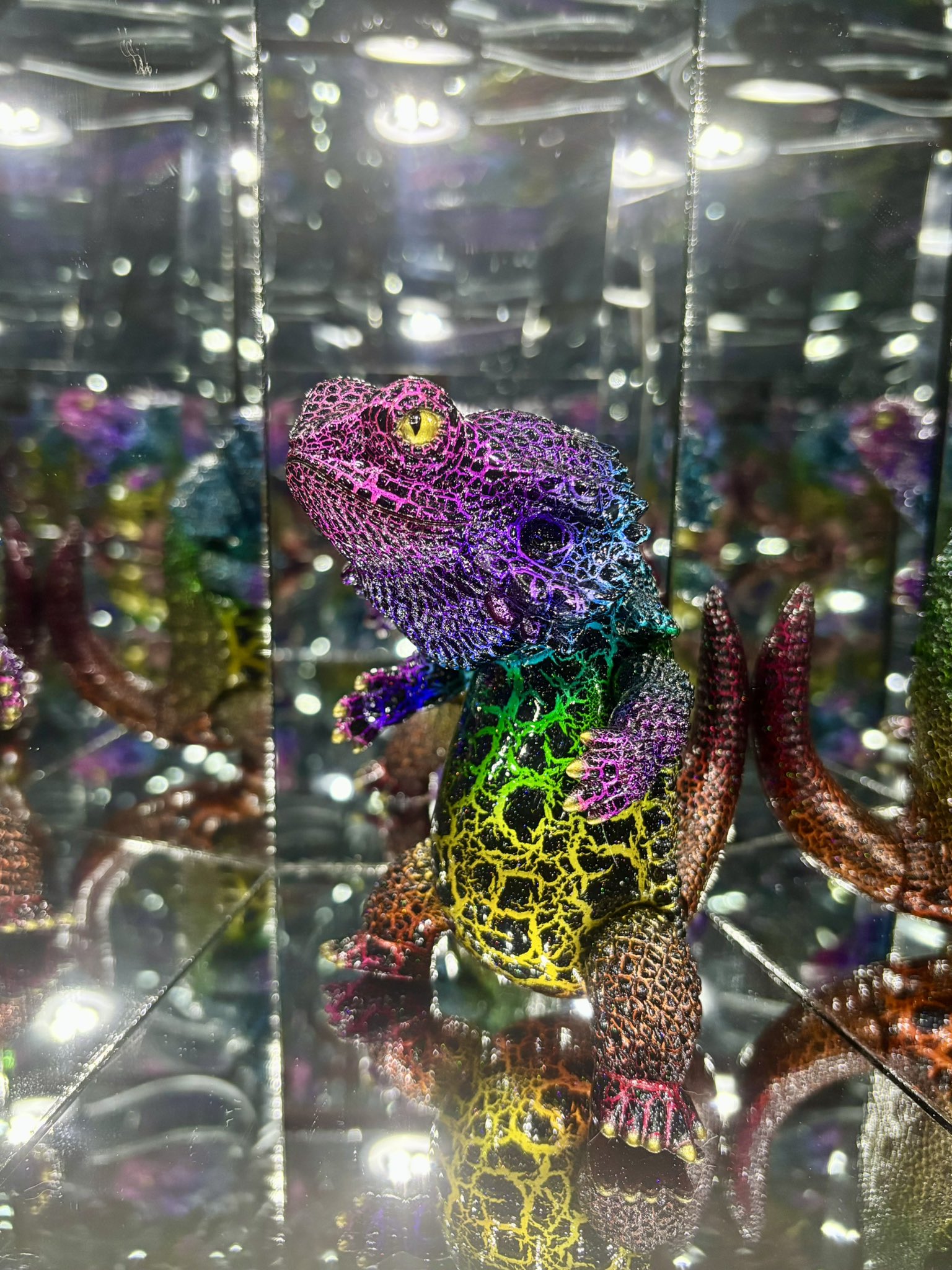 フトアゴン　ゾンビクラック赤　ソフビ　ヤマシロヤ限定カラー　ペインターネット フトアゴン ゾンビクラック赤 ソフビ ヤマシロヤ限定カラー ペ