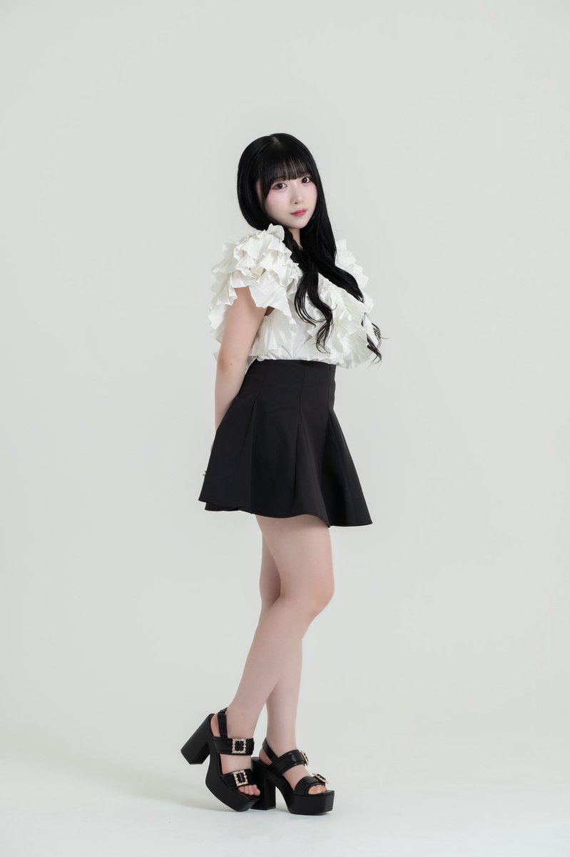 ✨新ガールズアイドルプロジェクト✨

【メンバー紹介】ID 002
小林 蘭／KOBAYASHI RAN（大阪府出身）

🎂2003年10月7日生まれ｜21歳｜160cm

夢と希望を繋ぐ「愛嬌たっぷりPOPアイドル」🎀

#newgirlsidolpj #小林蘭 #KOBAYASHIRAN