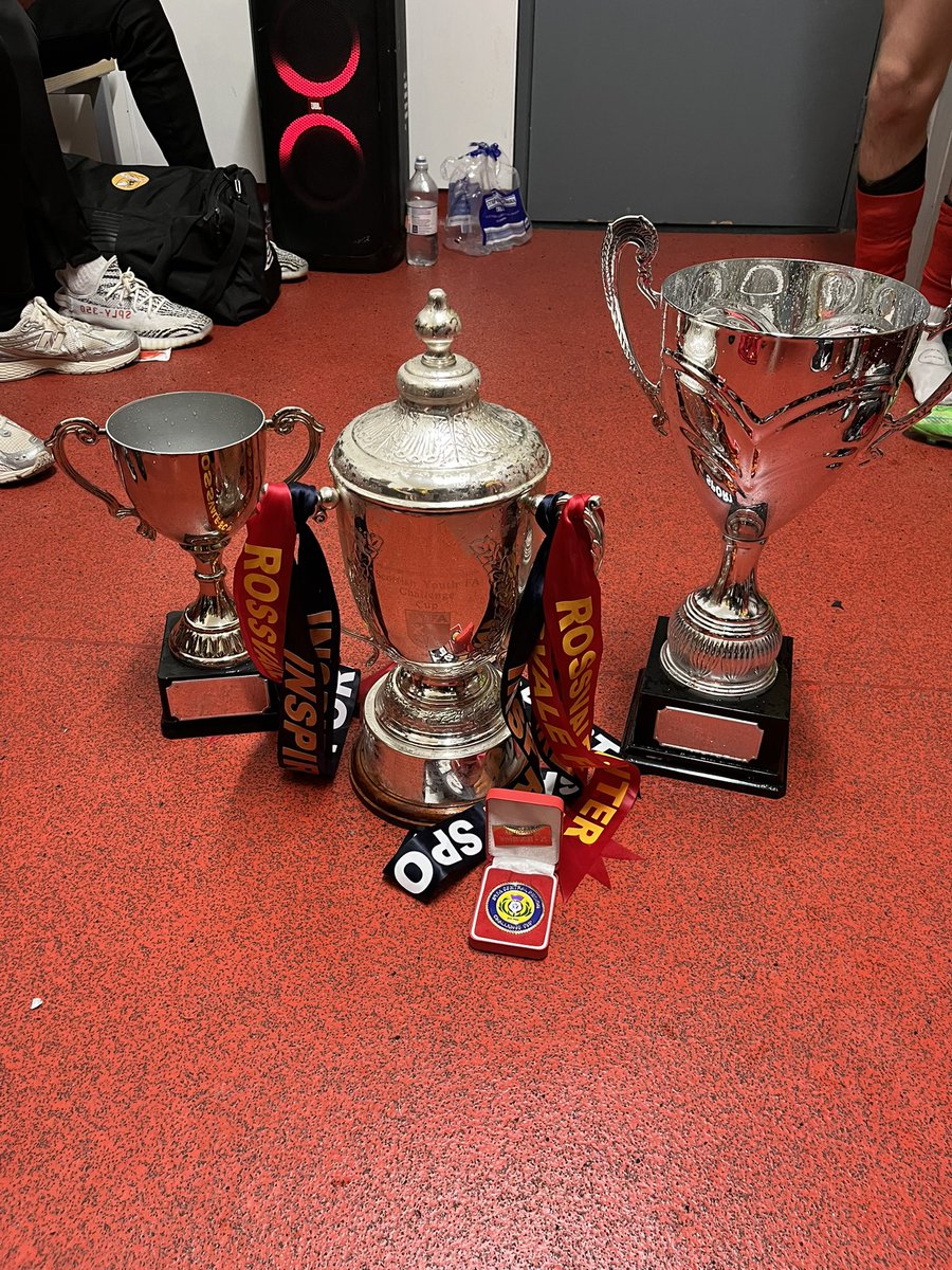 Central Region U18 Cup Final

Rossvale Inter.   2 (5)
Sauchie Jnrs.     2 (4)

Inter won 5-4 on penalties 

Today Inter finish their journey through youth football, winning the finest of trebles, the CSFA ‘A’ League, Scottish Youth FA Cup, and Central Regional Cup 🏆🏆🏆
