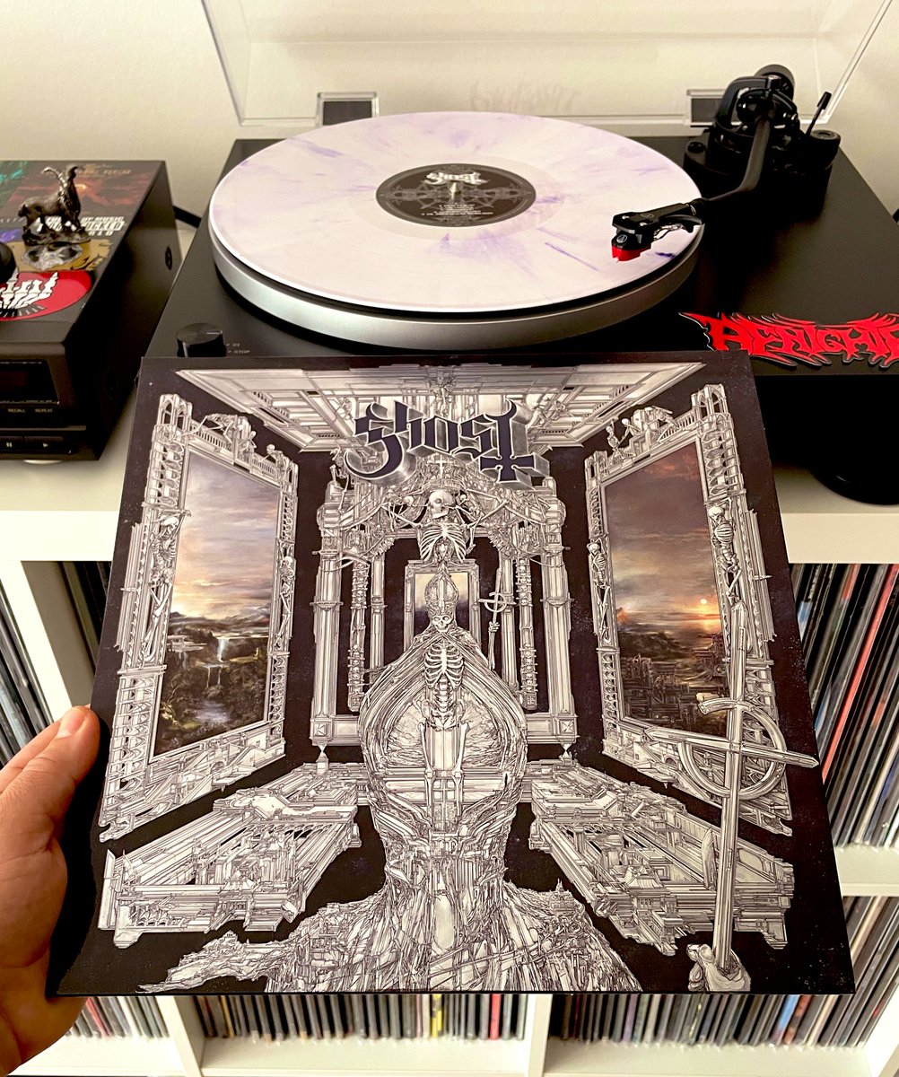 #Nowspinning: 

Ghost - “Skeletá”(2025)🇸🇪👌☕️ 

Format: #vinyl, Limited Edition, Fun dip blend vinyl &amp; collectible Papa V overlay

Artwork: Zbigniew Bielak

Label: Loma Vista